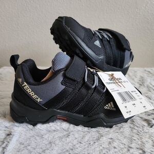 Adidas Terrex AX2R CF K Kids Size 10.5K Hiking Sneakerd - NIB